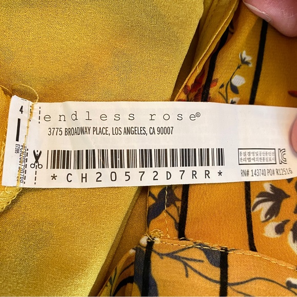 Endless Rose Romper, size XS - Picture 9 of 10